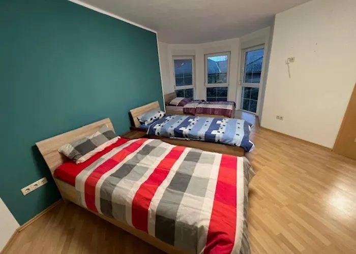 Ideal Fuer Monteure Nyaraló *